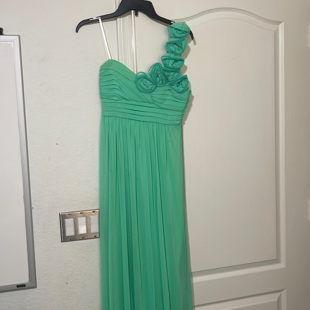 Juniors prom dress one shoulder size 3